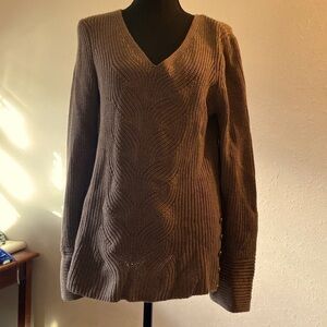 Women’s size large Sonoma sweater, khaki color T27